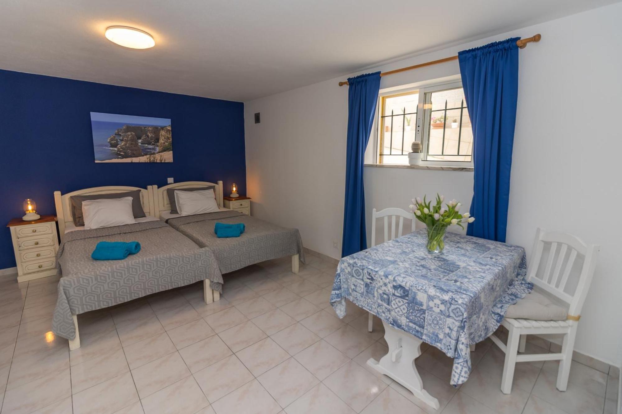 Bb Dona Ana Bed and Breakfast Lagos Exteriör bild